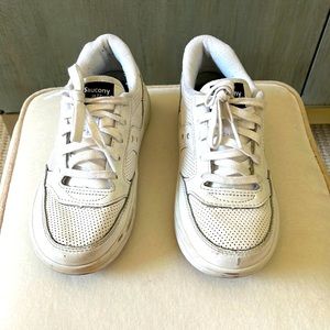 Kids Leather/PU sneakers. Used.